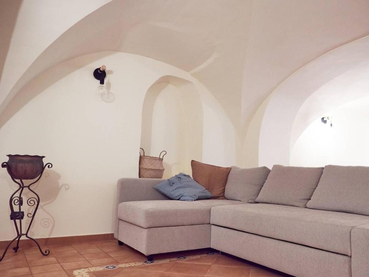 Blu Suites And Apartments Bari Bagian luar foto